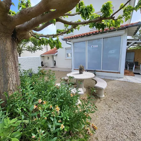 Apartment Venitia T2